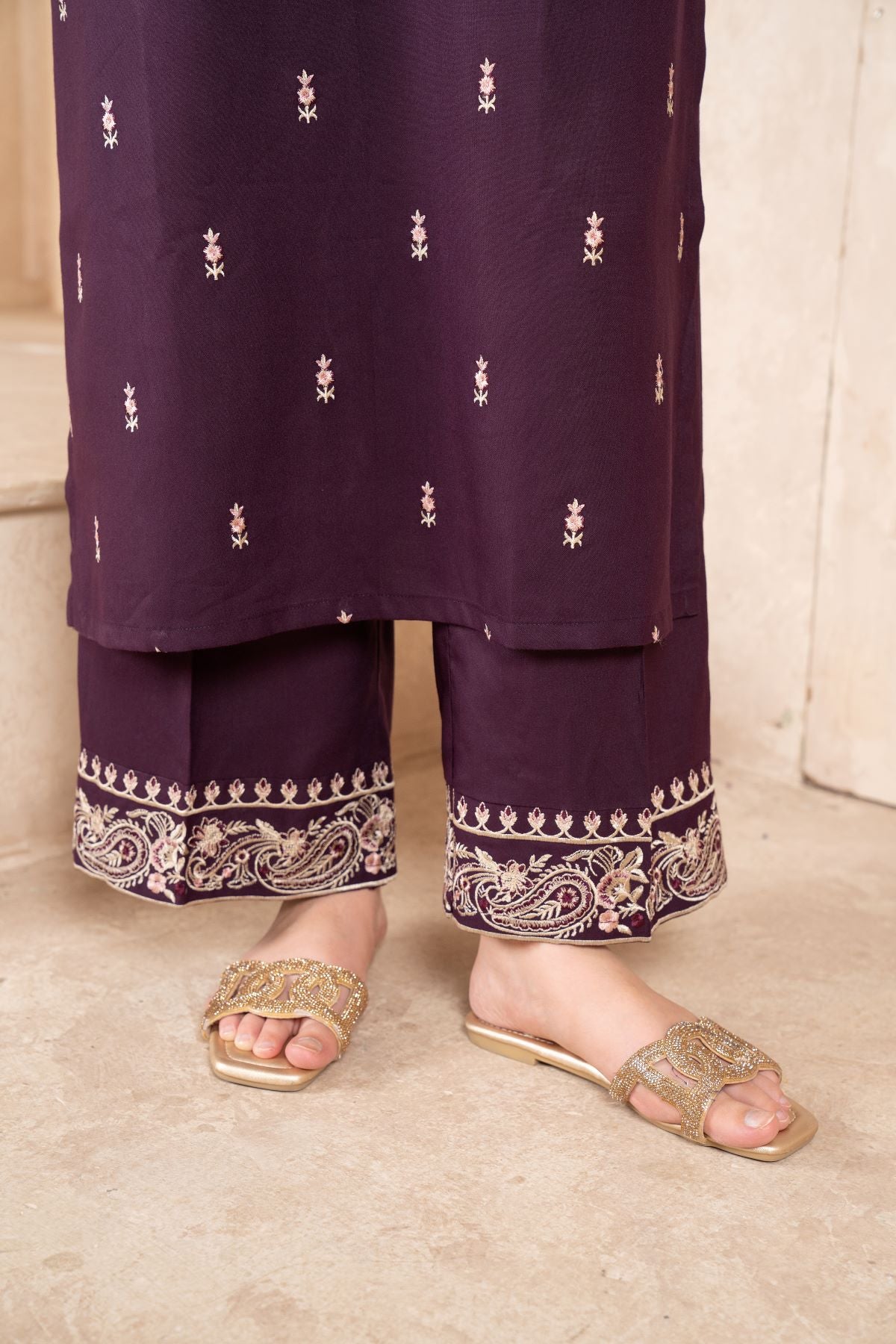 IRIS 2PC STITCHED