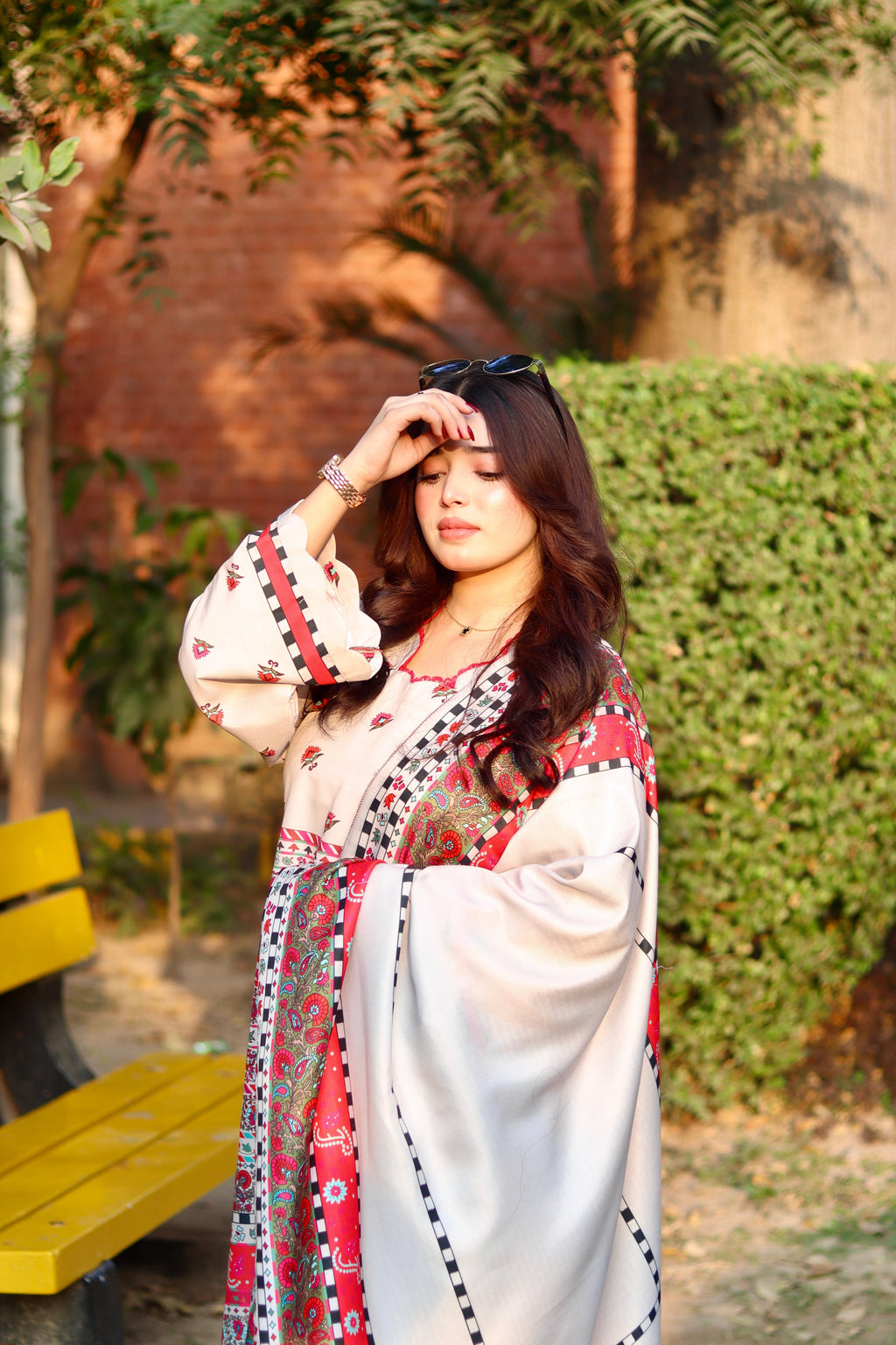 Resham 3Pc