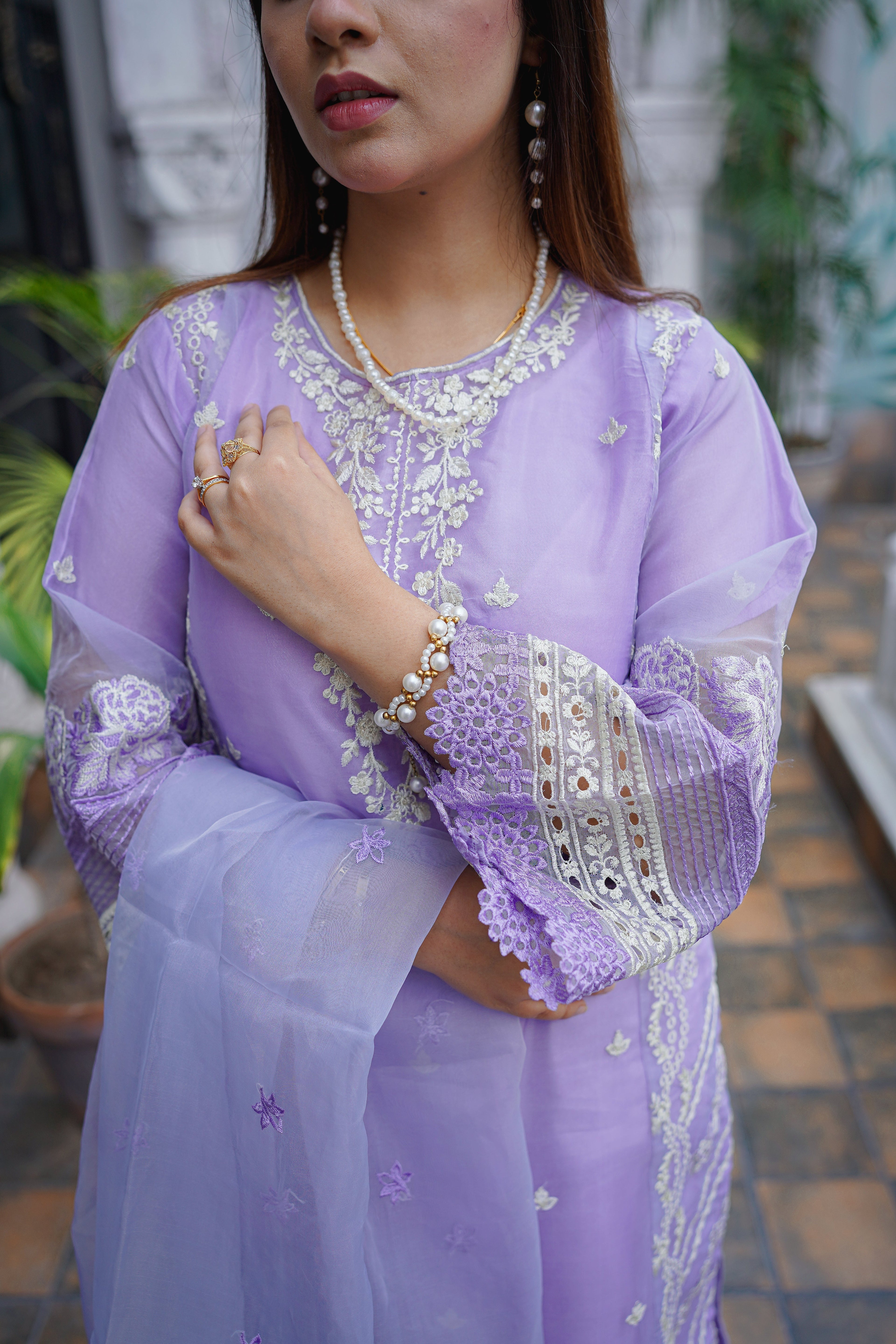 Hukam 3pc